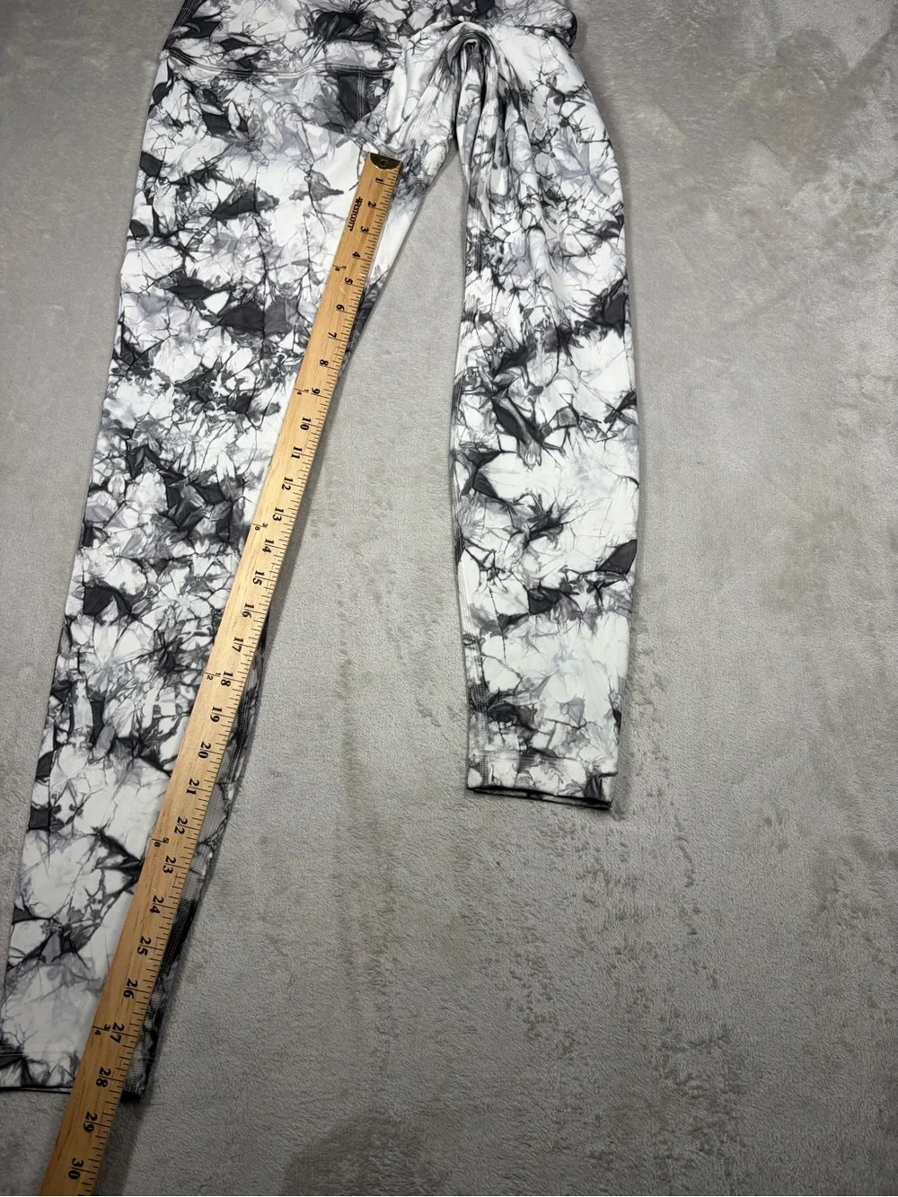 Lululemon Wunder Under High-Rise Tight Dual Shibori Gray White Leggings Size 8
